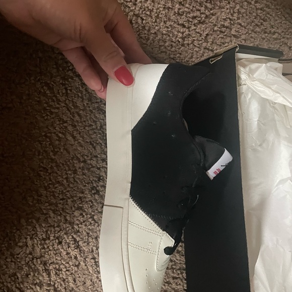 Jordan Series ES (GS) - Picture 6 of 8